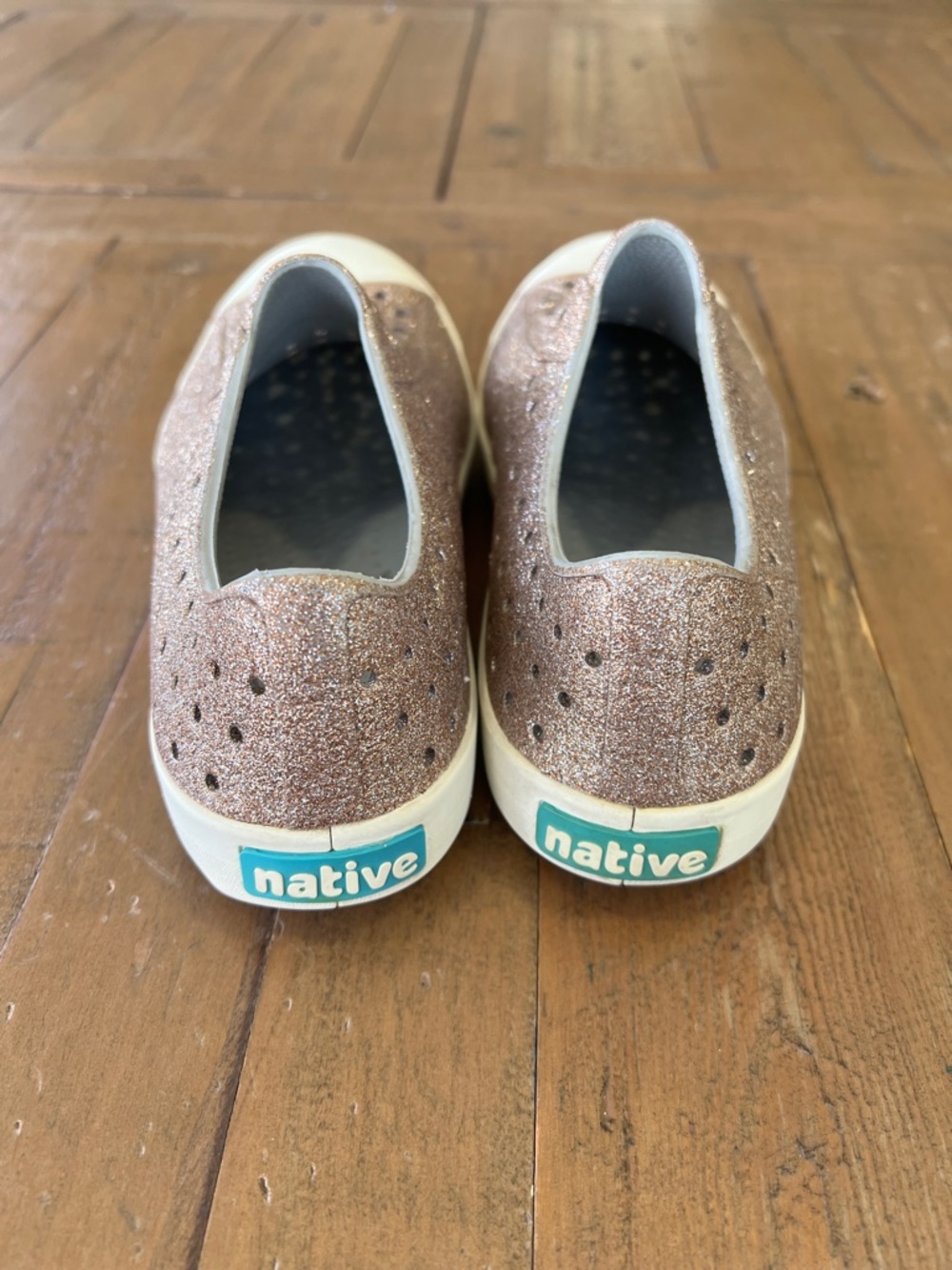 Native Jefferson bling rose gold glitter sneaker sandals waterproof big kid 3 - Picture 4 of 9